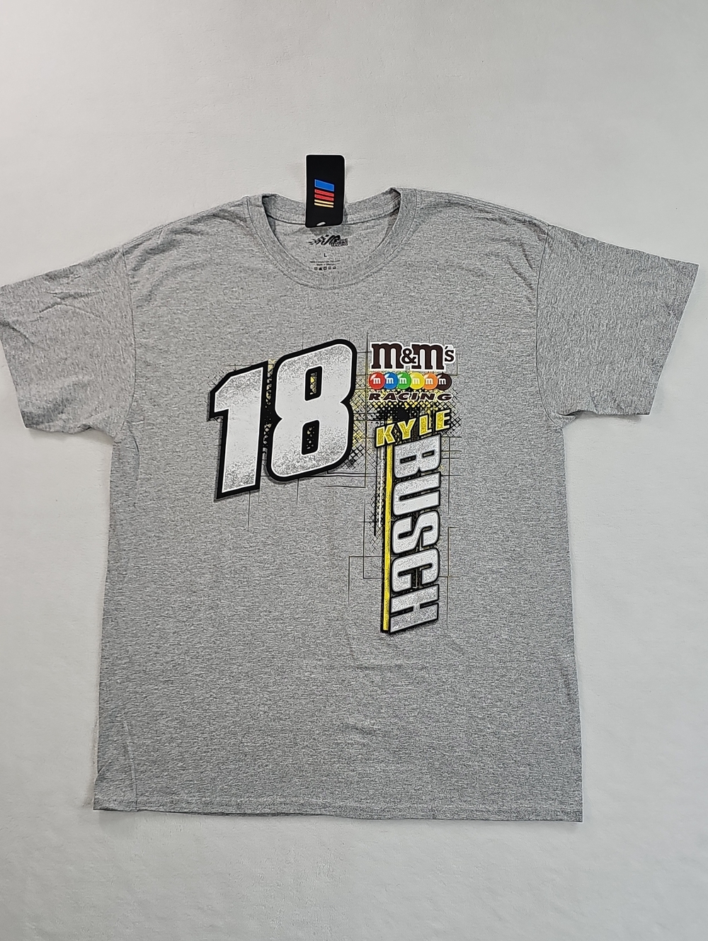 NASCAR Kyle Busch 18 M&Ms Racing 2020 Cup Series Schedule T-Shirt Gray Large NWT